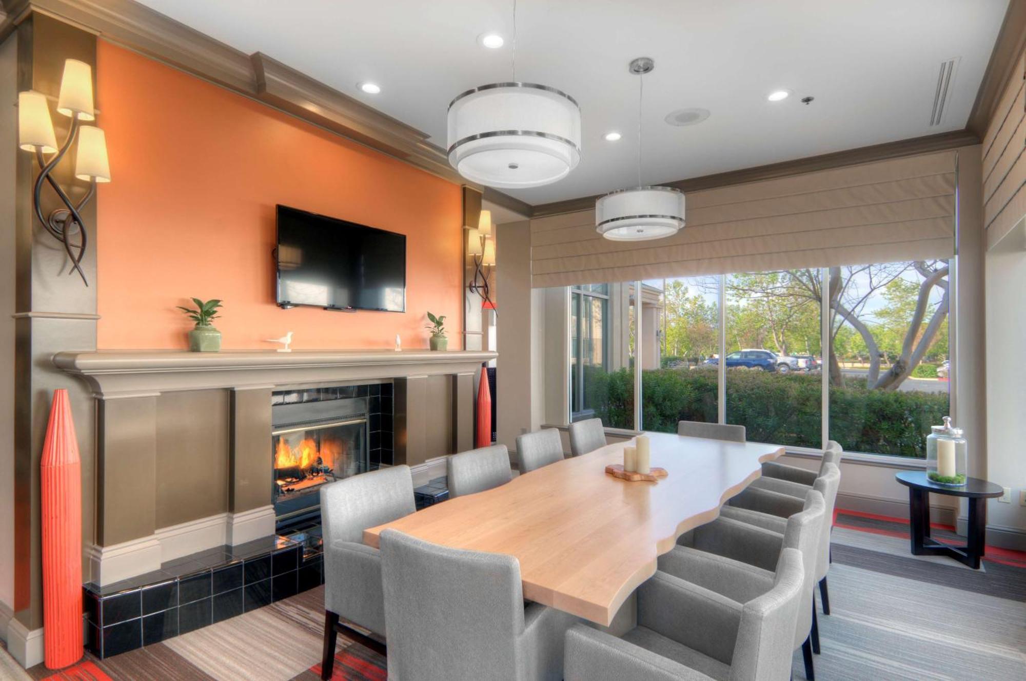 Hilton Garden Inn ליברמור מראה חיצוני תמונה